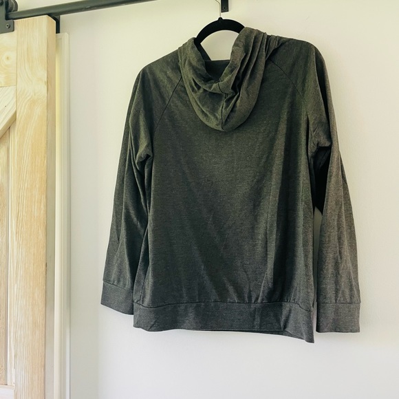 Green Tye-Dye Print Accent Hoodie - Picture 4 of 4